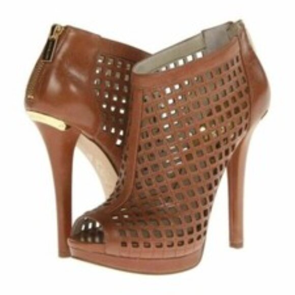 NIB  Michael Kors Leather Cutout Graham Bootie Brown Boot - Picture 1 of 3